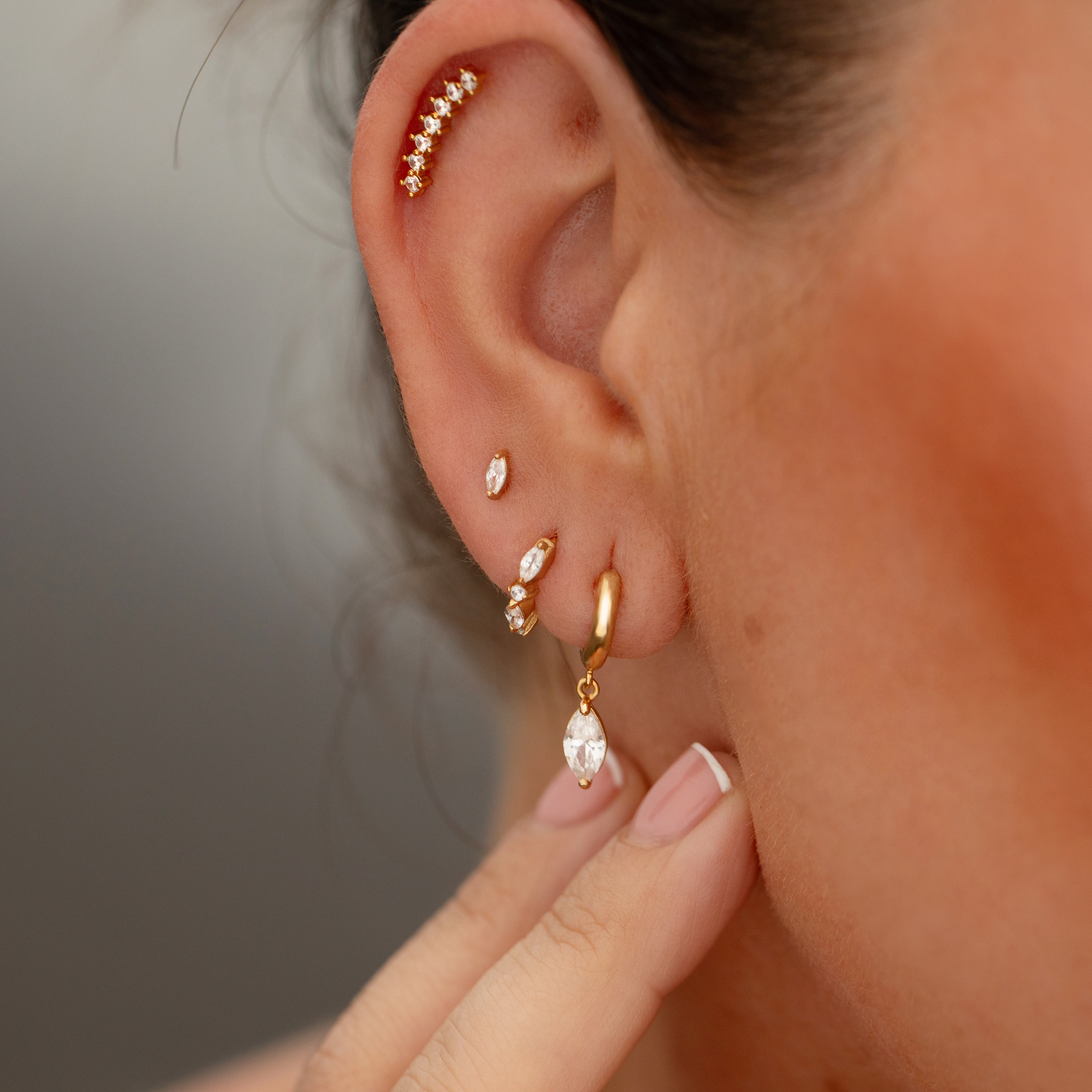 Crystal Marquise Studs Gold