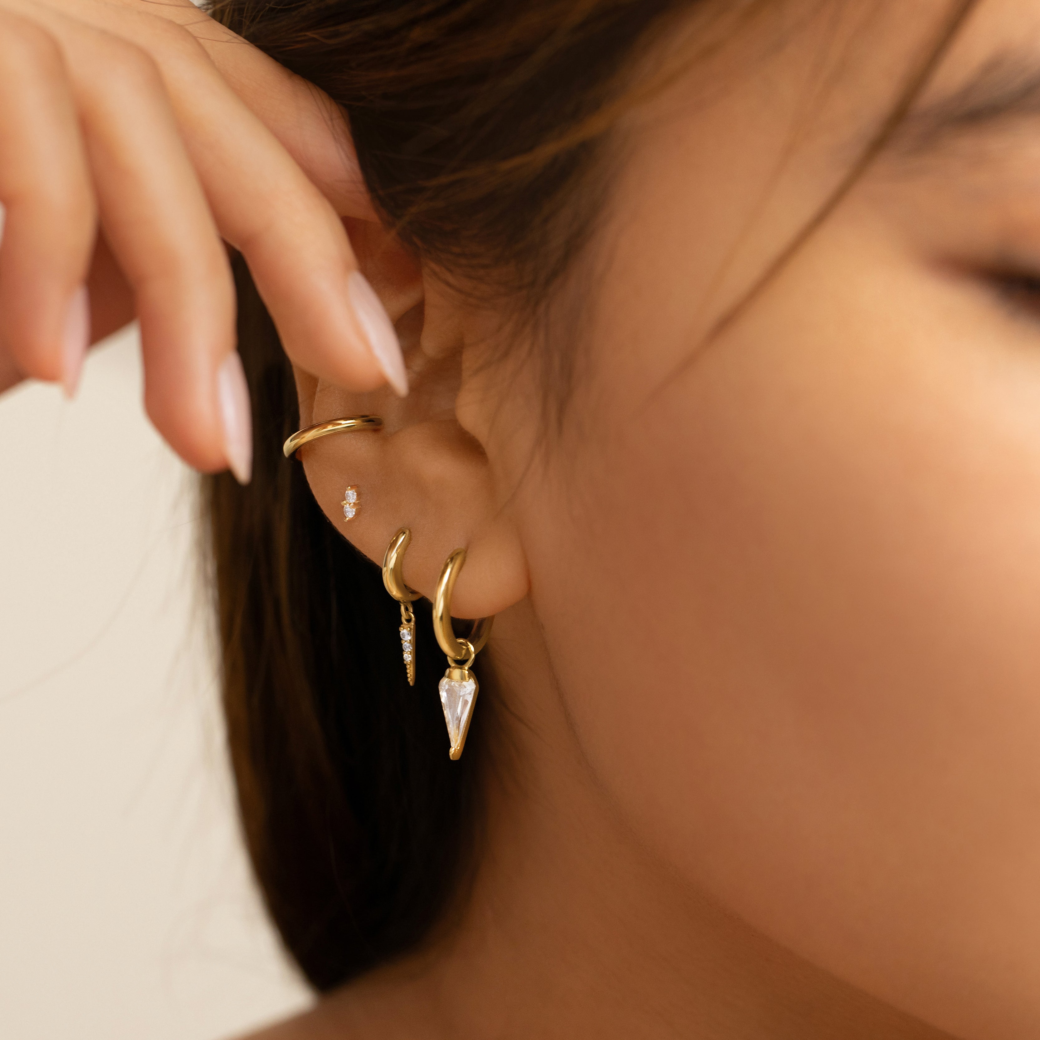 Silhouette Charm - Gold