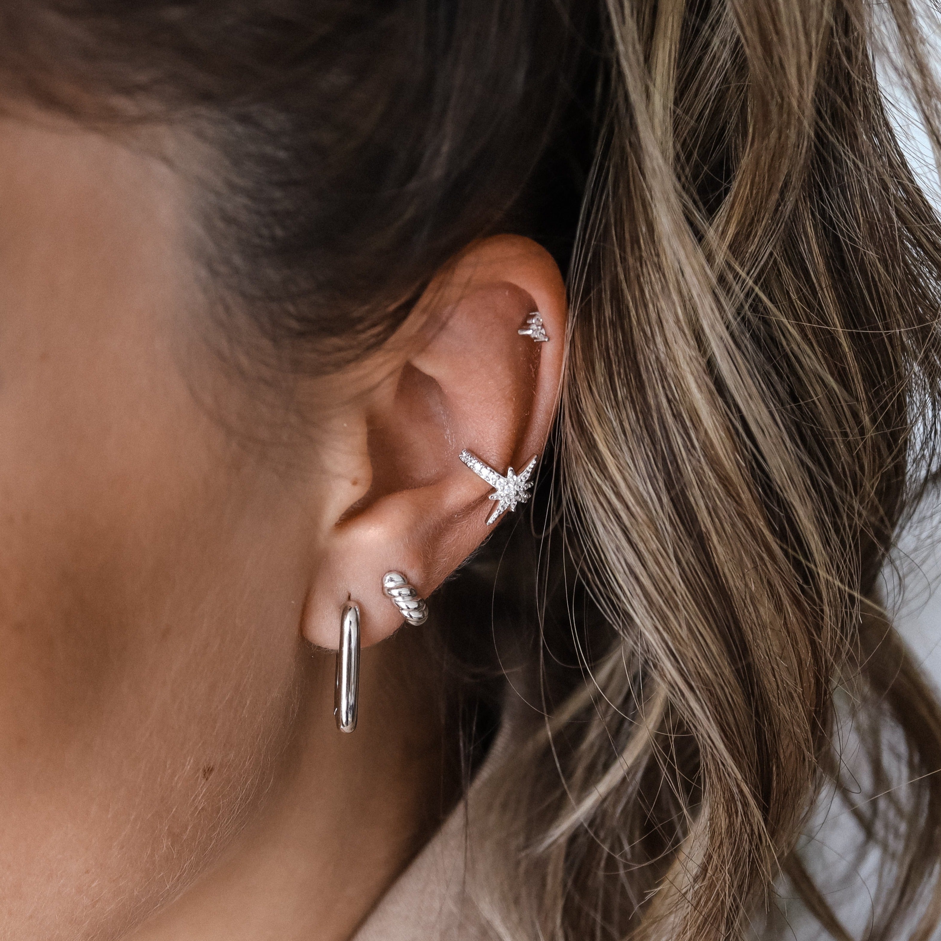 Oval Hoops Silver