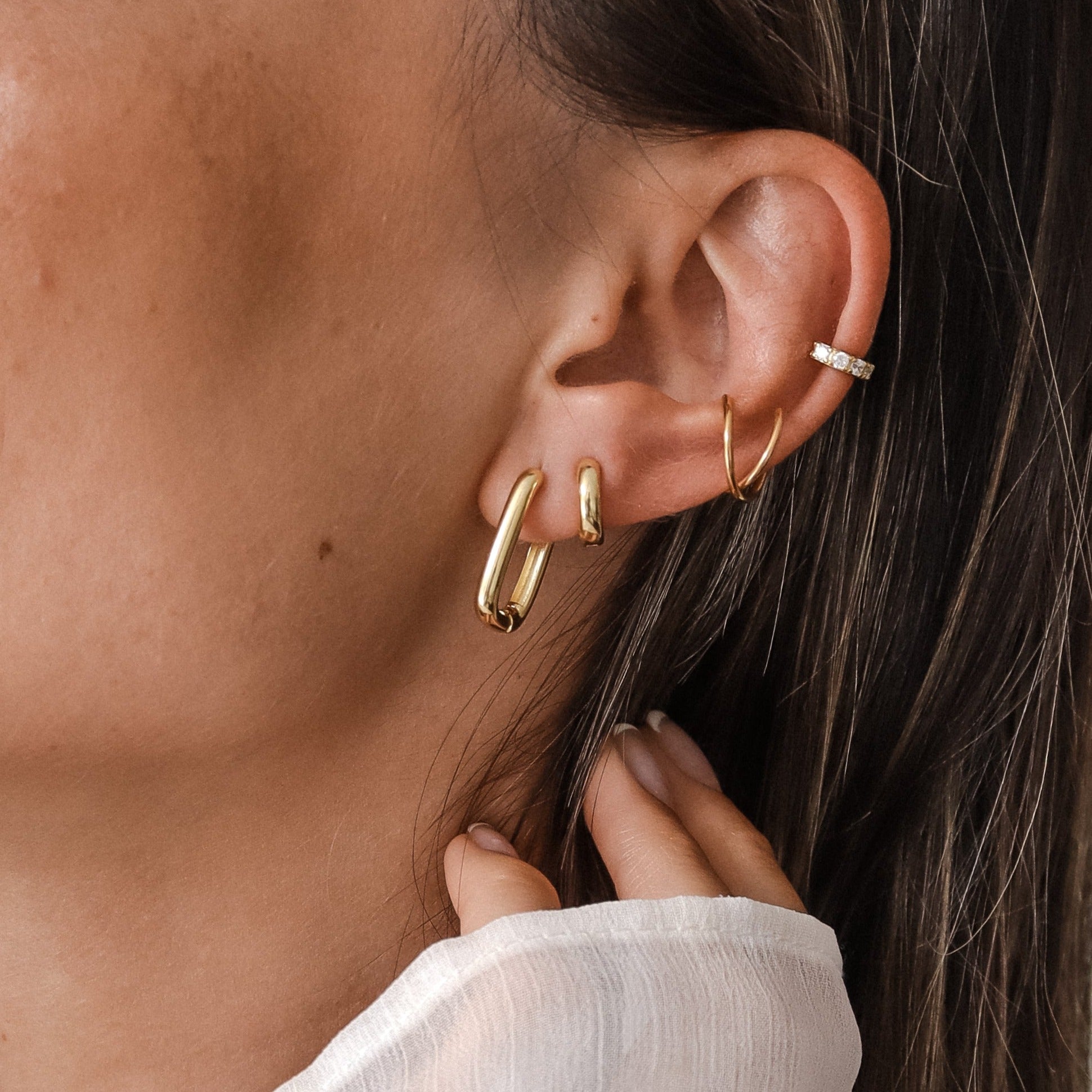 Oval Hoops Gold