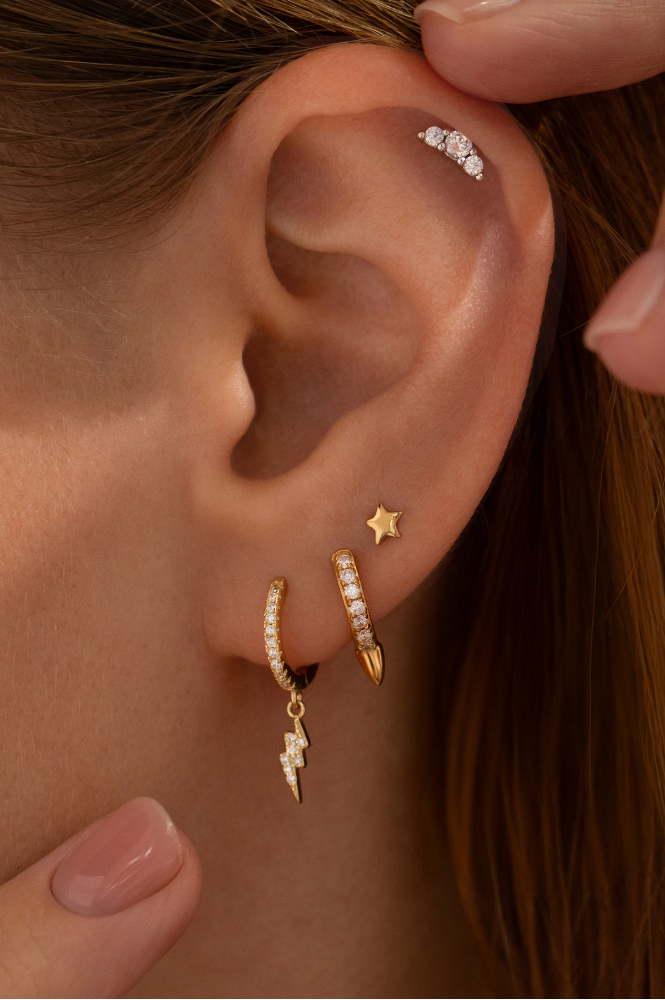 Star Flat Back Labret Stud Gold