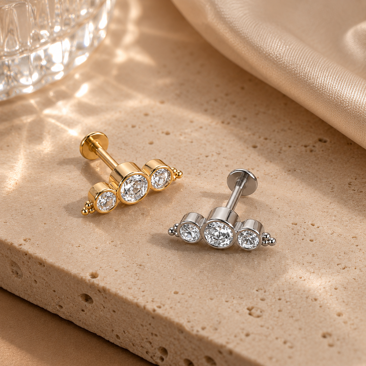 Bezel Sparkle Flat Back Labret Stud Silver