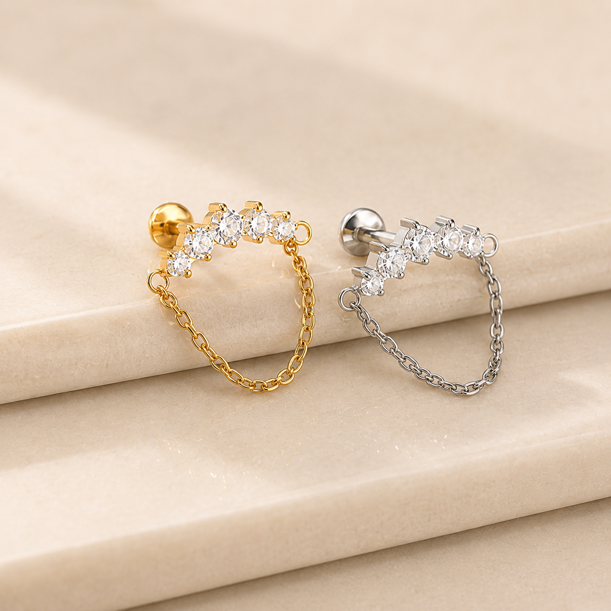 Crystal Curve Chain Flat Back Labret Stud Gold