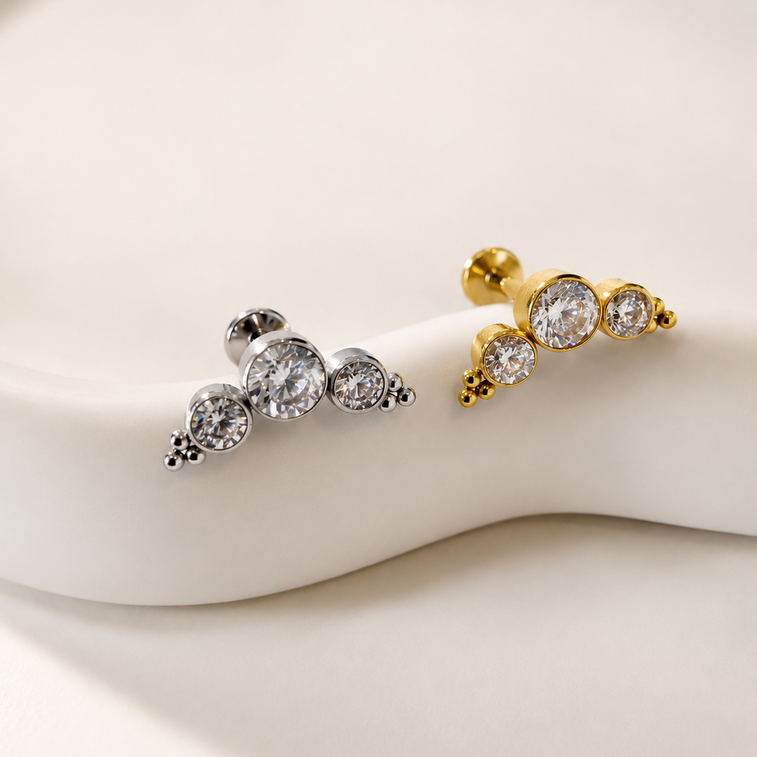 Bezel Sparkle Flat Back Labret Stud Silver
