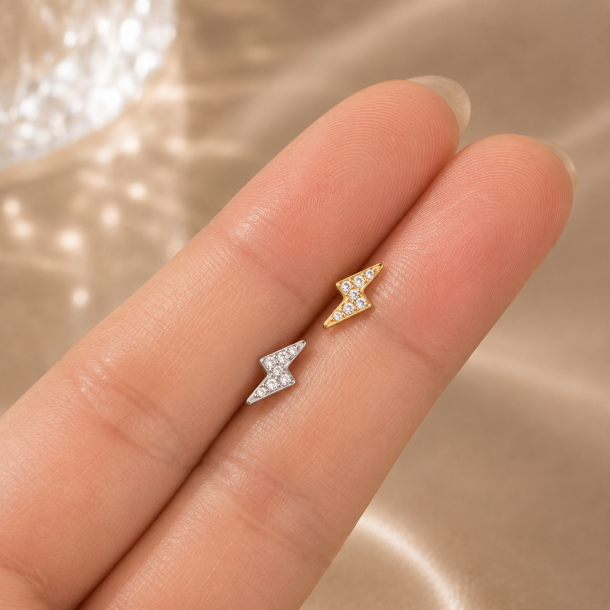 Pavé Bolt Flat Back Labret Stud Silver
